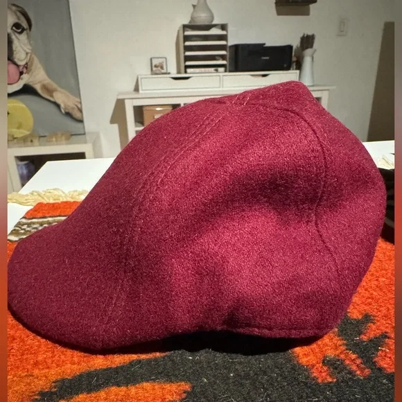 Like New Boston Scally Cap - Picture 3 of 5